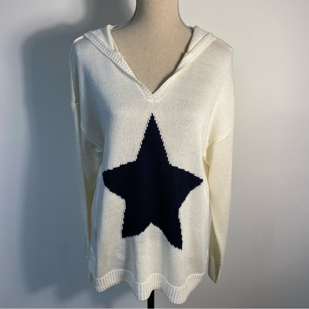 Marked Reunited Clothing Women’s Sweater Hoodie XL